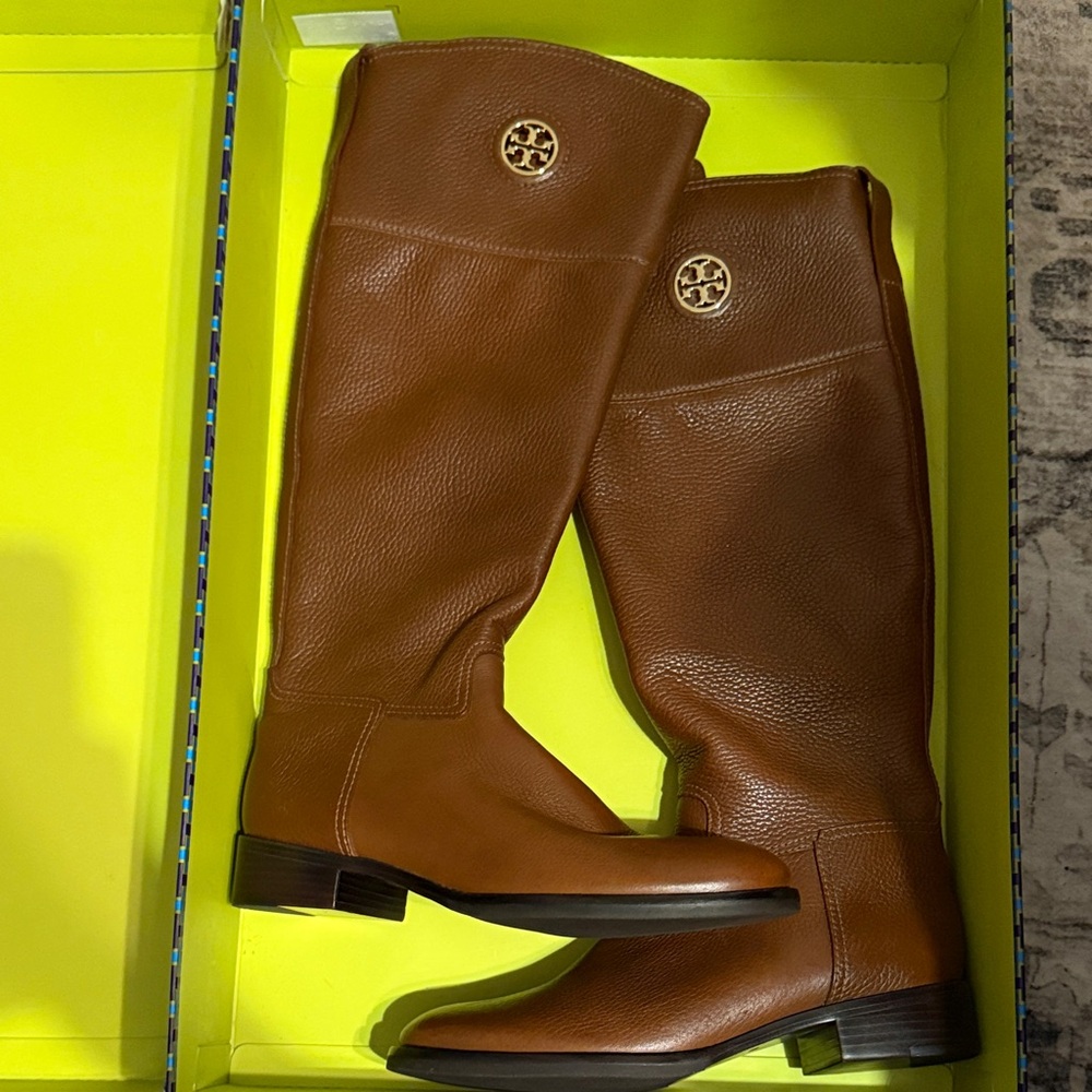 Tory Burch junction riding boots tumbled leather size 8